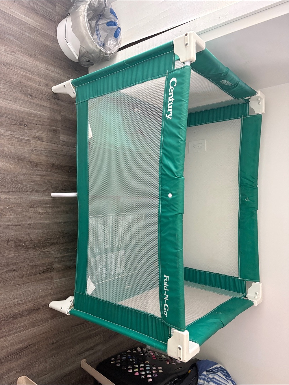 Fold-N-Go Kids Playard in Green